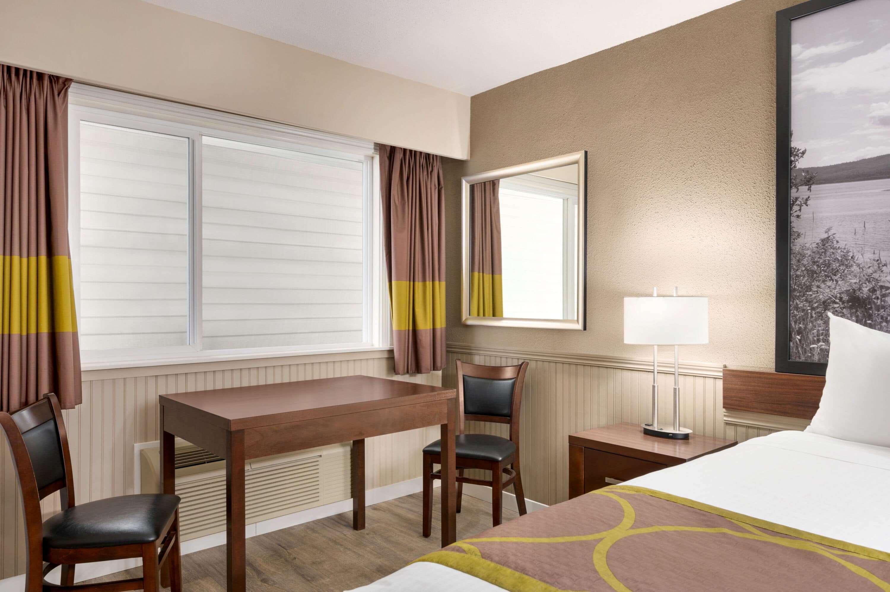 Super 8 By Wyndham Courtenay Eksteriør bilde